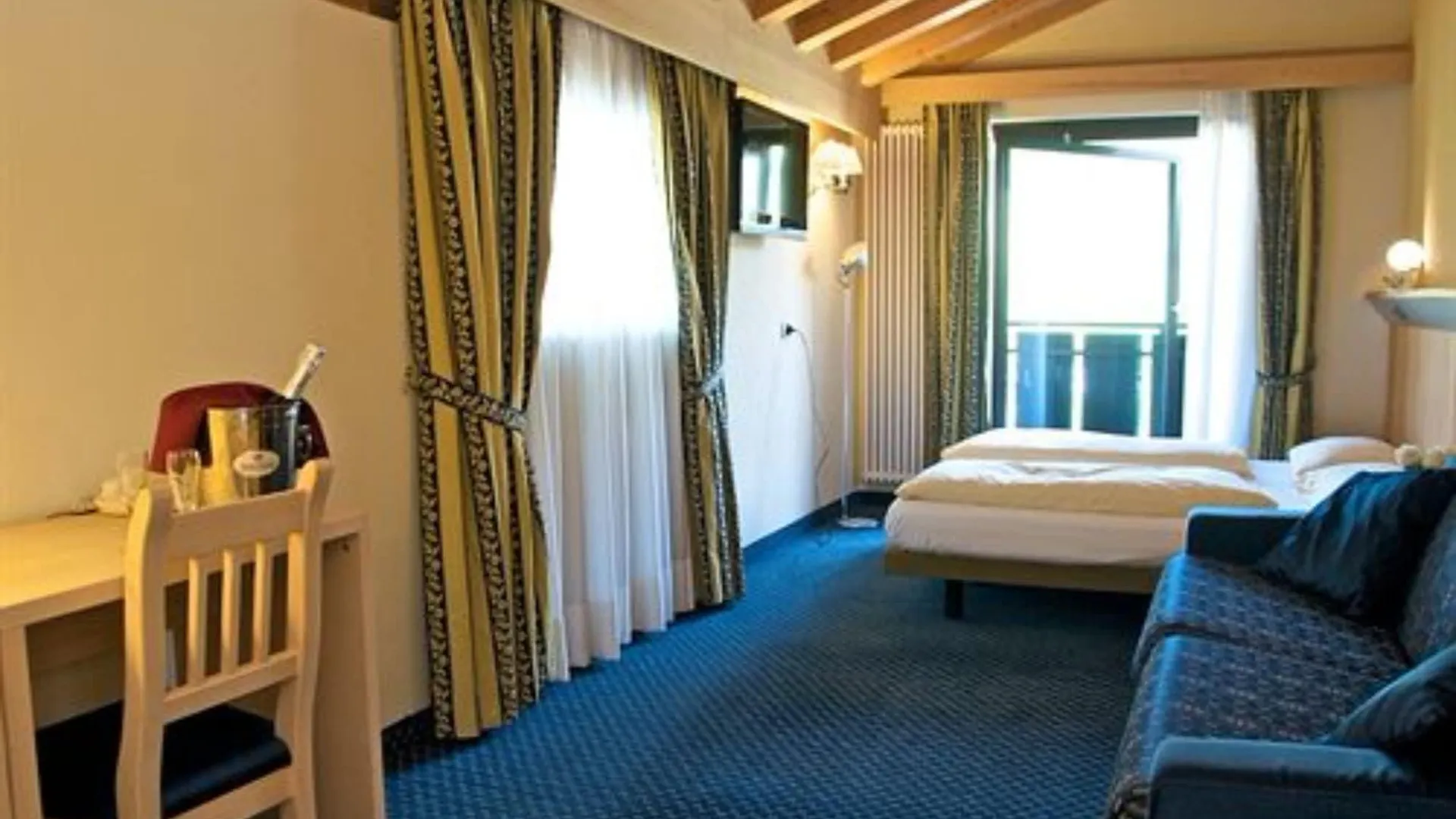 Alexander Charme Hotel Livigno 4*,  Italien